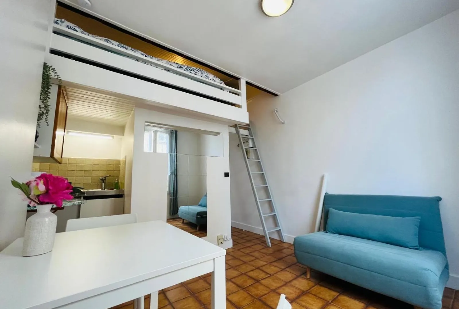 Dream Dwell Paris-Cozy Loft With Mezzanine Near 5Th Paris Apartment